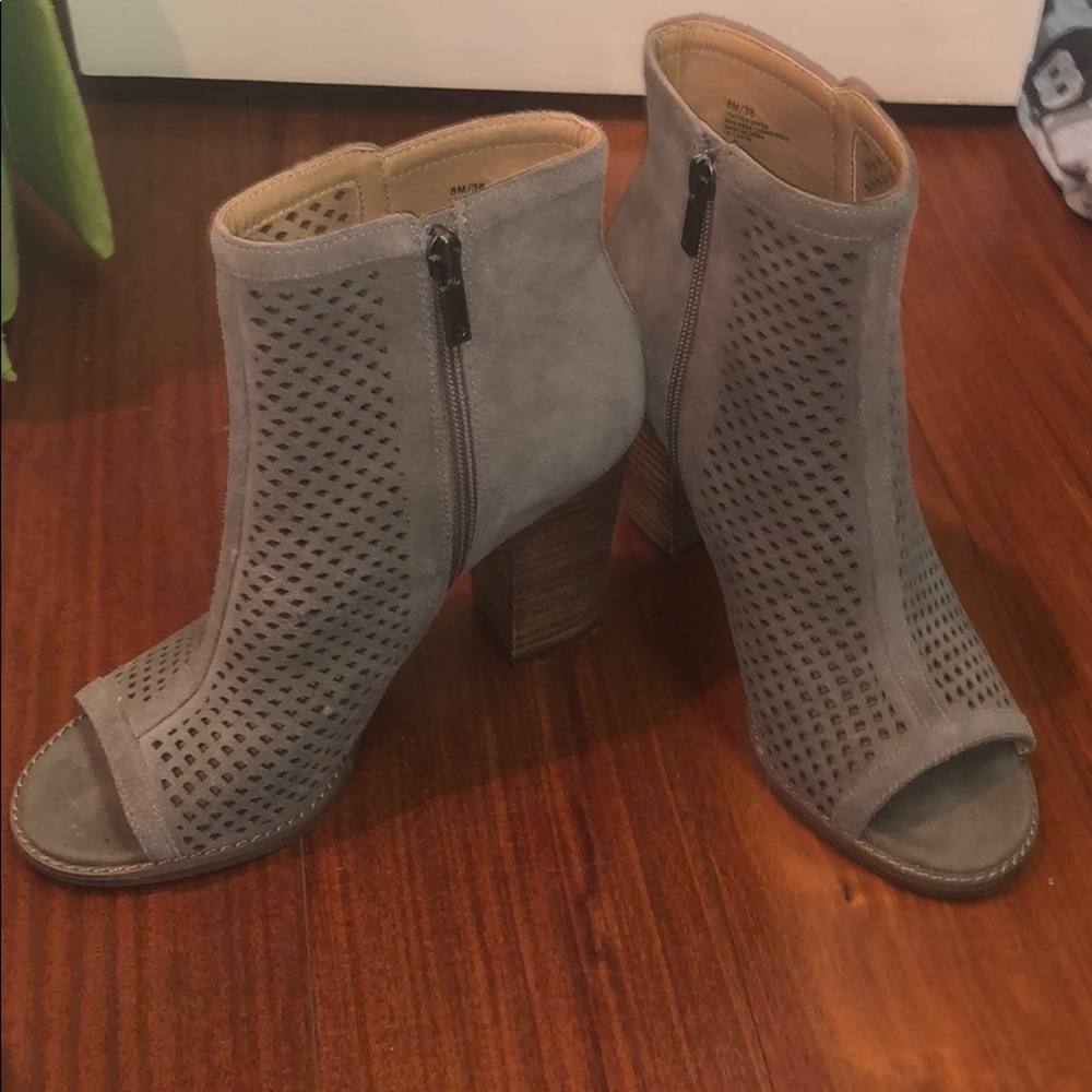 Lucky brand heels